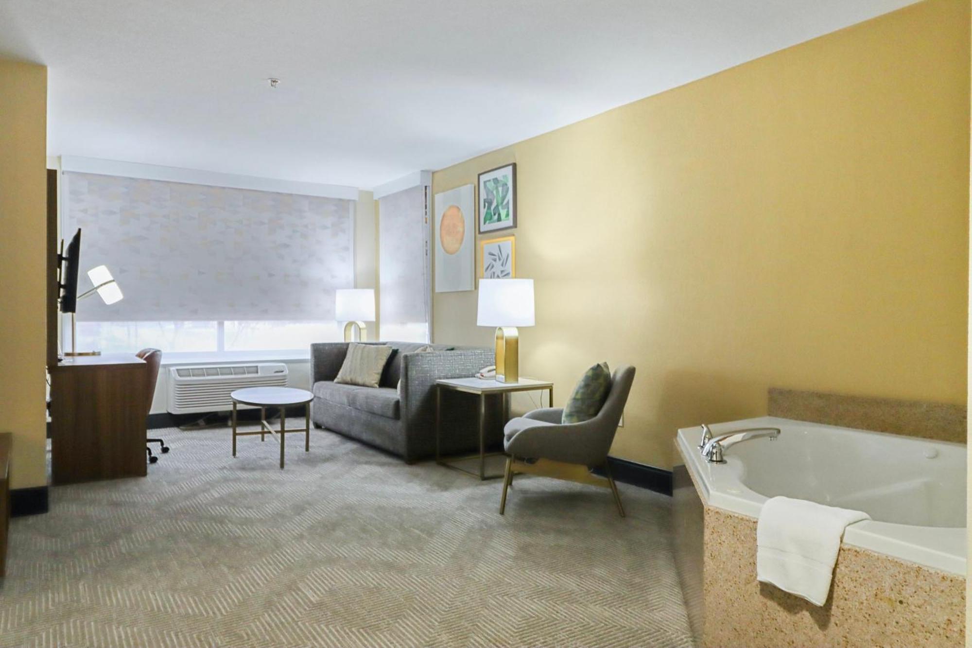 Holiday Inn Quincy By Ihg Eksteriør bilde